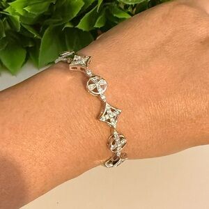 14k 16k white gold cz flower clover bangle bracelet